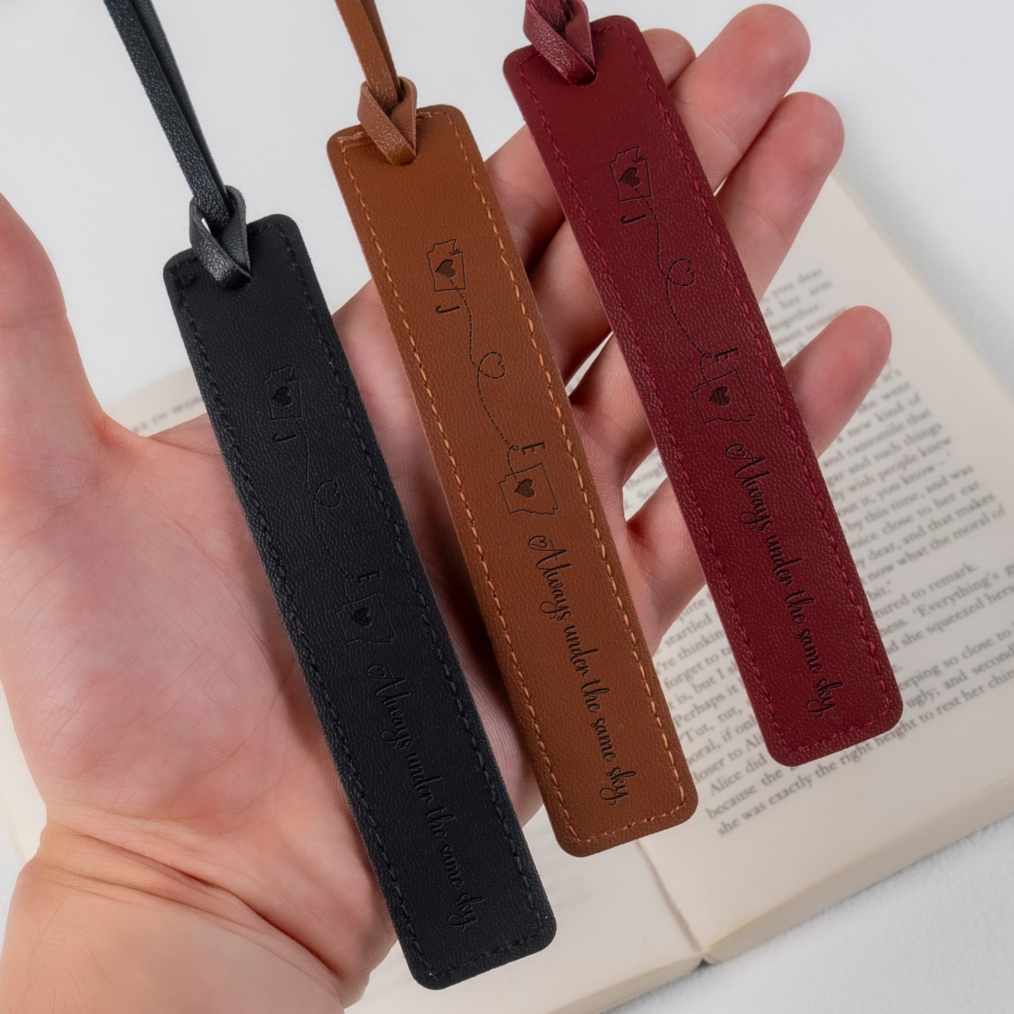 Long-Distance-Gifts-For-Book-Lovers,-Friendship,-Couple,-Family-Personalized-Bookmark-5