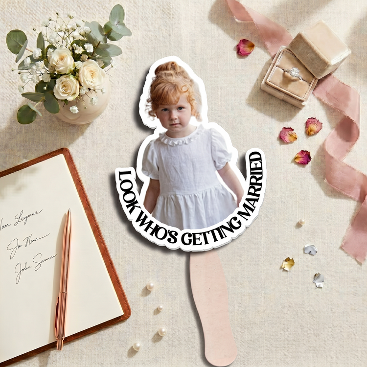 Look-Who's-Getting-Married-Wedding-Gifts-Favors,-Bachelor-Party-Gift-Personalized-Graduation-Fan-4
