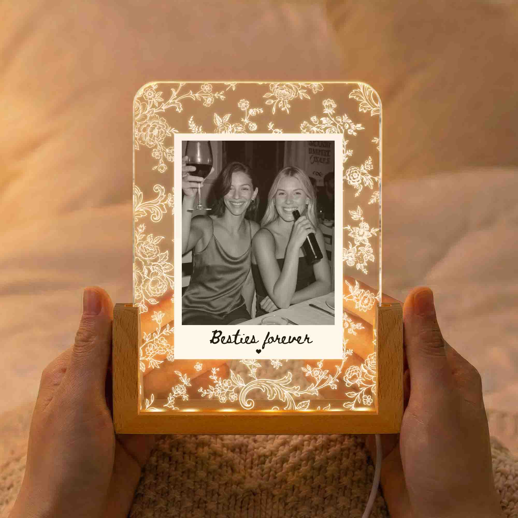Love-You-Bestie-Custom-Photo-Friendship-Gift-For-Her-Personalized-Night-Light-2