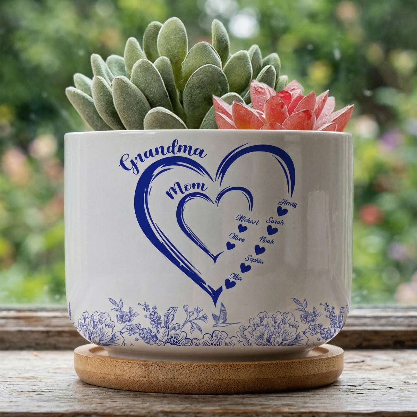 Mom-Grandma-Hearts-Custom-Kids-Names-Personalized-Ceramic-Plant-Pot-1