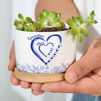 Mom-Grandma-Hearts-Custom-Kids-Names-Personalized-Ceramic-Plant-Pot-6