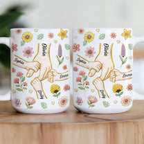Mom-Hands-Holding-Mothers-Day-Gift-For-Mom-Wife-Grandma-Personalized-Mug-3