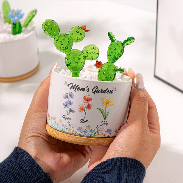Mom's-Garden,-Grandma's-Garden-Custom-Kids'-Birth-Flower-Personalized-Plant-Pot-4