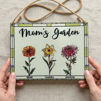 Mom's Garden Mother's Day Gift For Her - Personalized Wood Sign