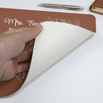 Never-Forget-The-Difference-You-Make-Teacher-Appreciation,-Back-To-School-Teacher-Gift-Personalized-Desk-Mat-3