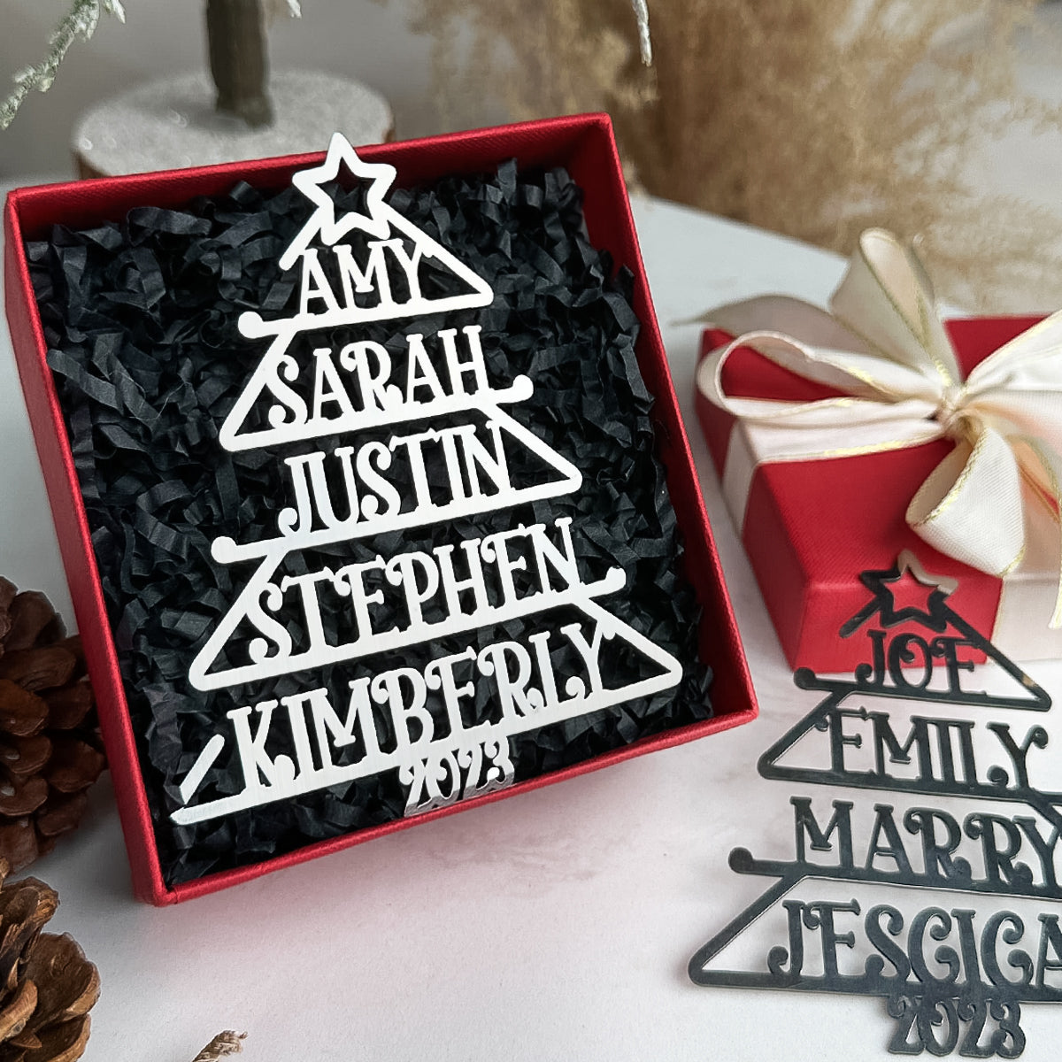 Family Christmas Tree 2023 - Personalized Wooden Photo Ornament – Macorner