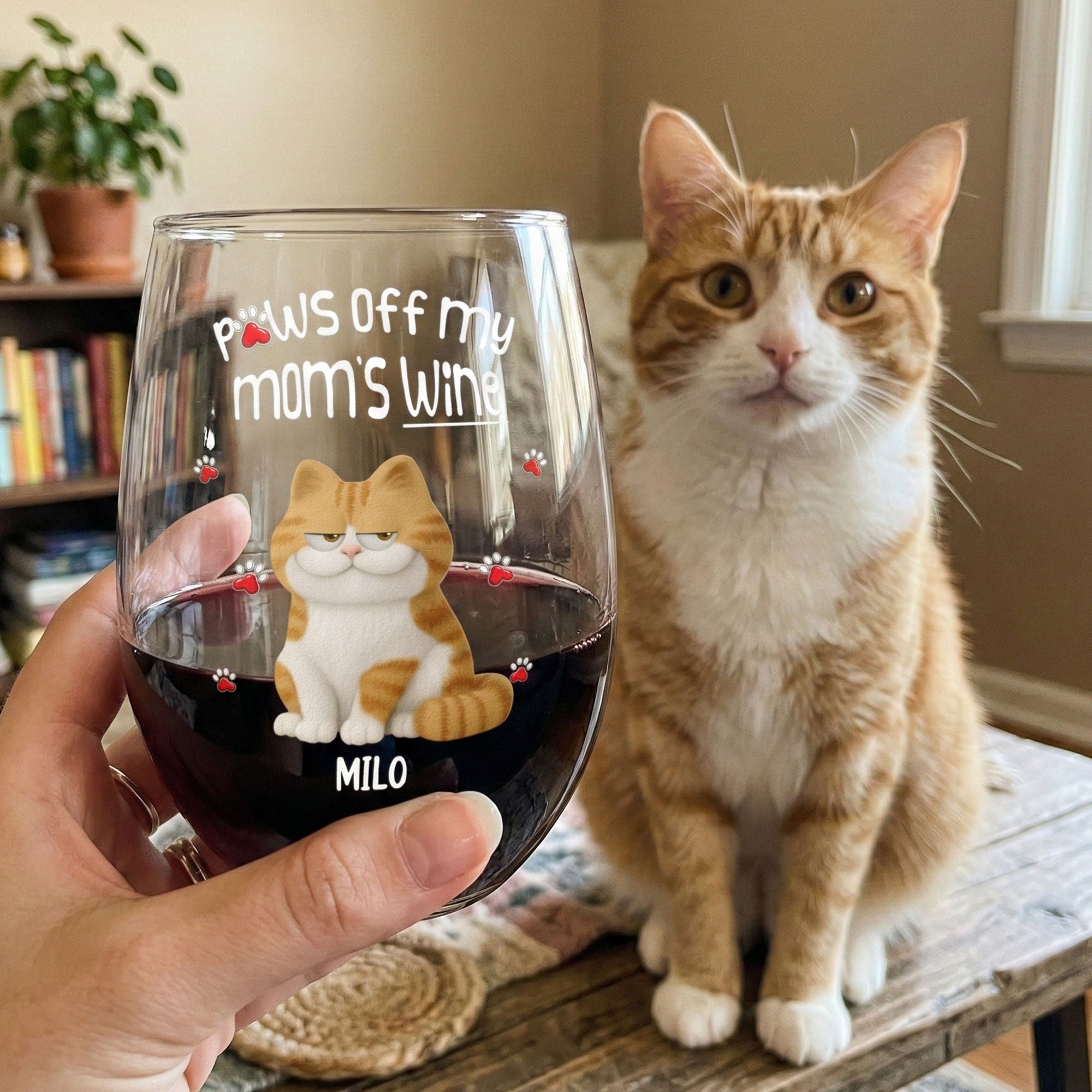 Paws-Off-My-Mom'S-Wine-Personalized-Wine-Glass-2