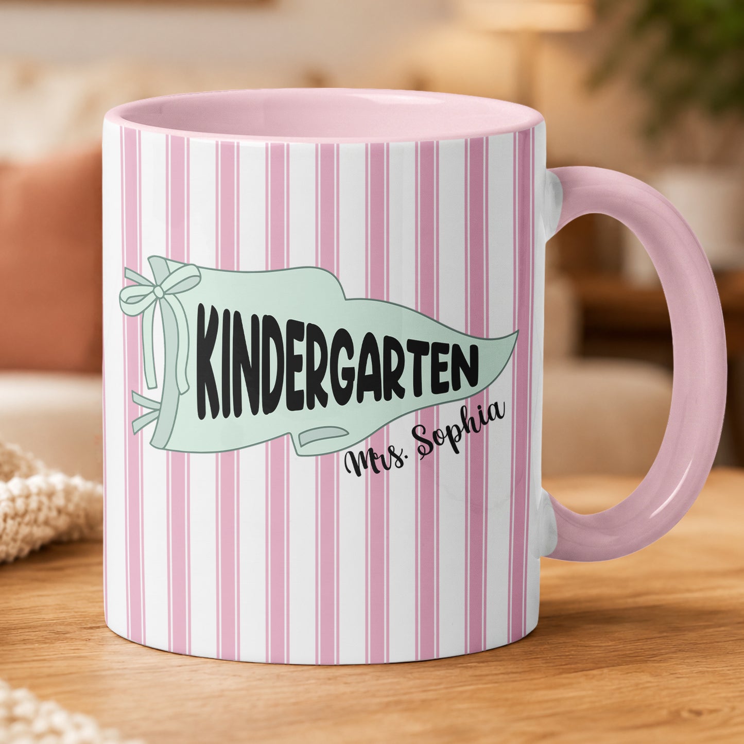 Pennant-Design-Teacher-Back-To-School-Gift-Personalized-Mug2