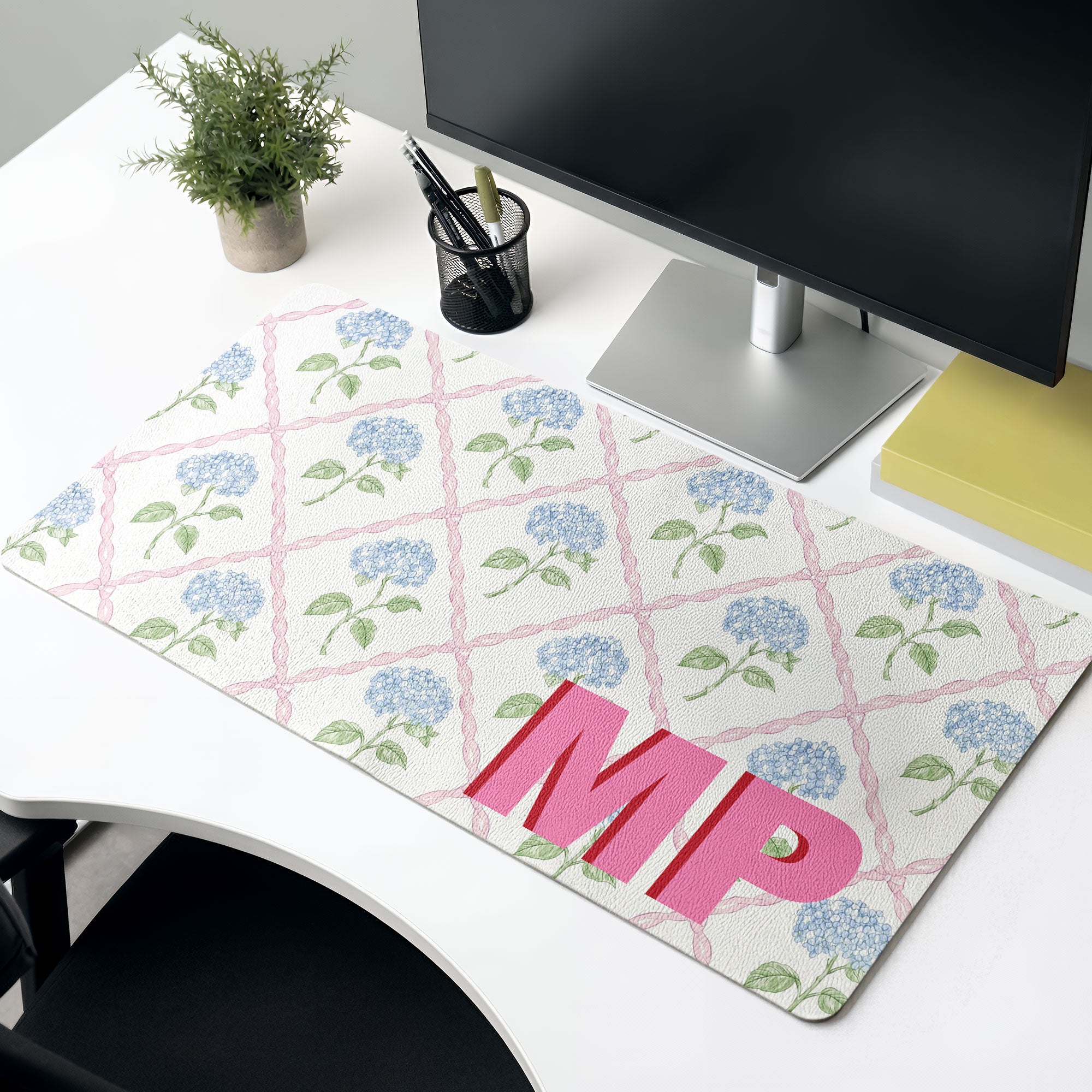 Shadow-Initials-Gift-For-Friends-Girlfriend-Wife-Coworker-Teacher-Personalized-Desk-Mat-2