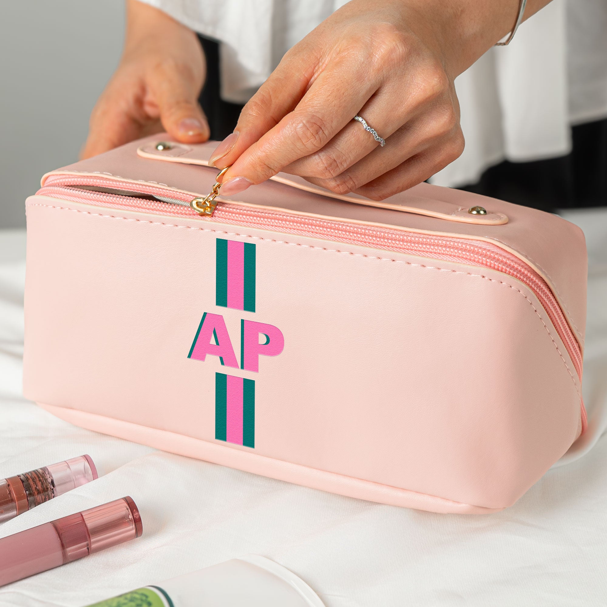 Shadow-Monogram-Letter-Name-Personalized-Makeup-Bag-4