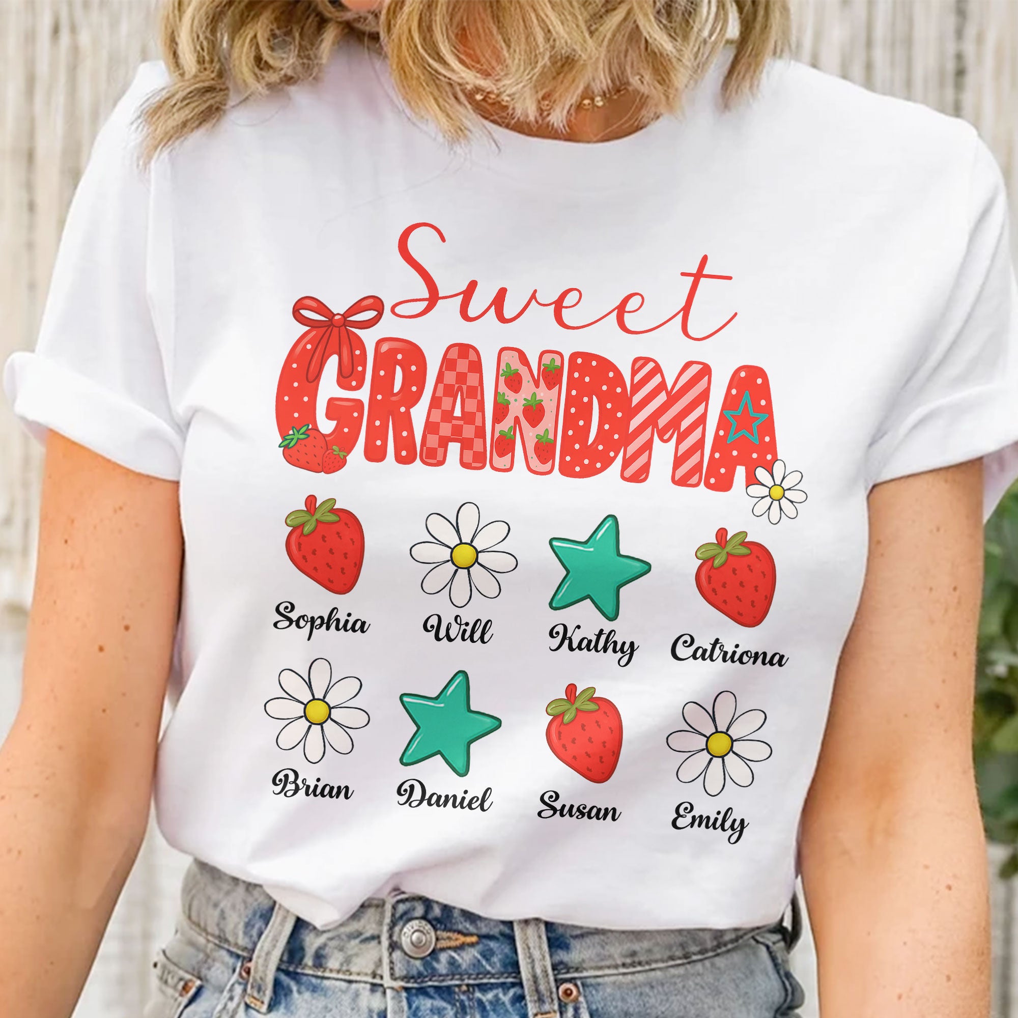 Sweet Grandma And Kids Strawberry Pattern - Personalized Shirt