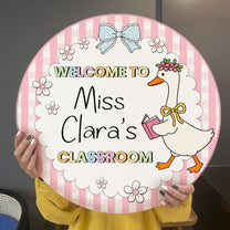 Teacher-Goose-Classroom-Welcome-Personalized-Wood-Sign-2
