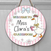 Teacher-Goose-Classroom-Welcome-Personalized-Wood-Sign-3