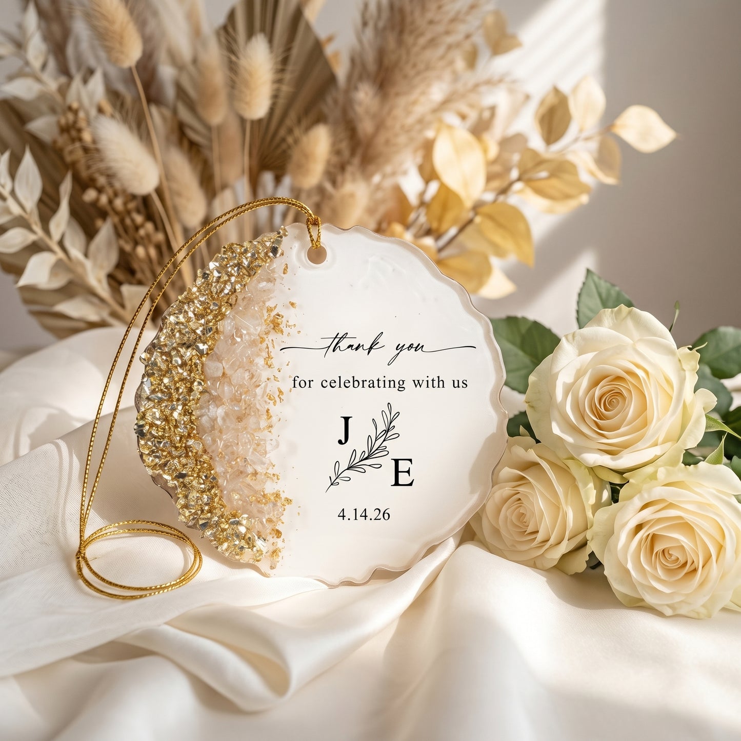 Thank-You-For-Celebrating-With-Us-Wedding-Favors-Guest-Gifts-Personalized-Resin-Ornament-3