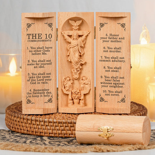 The-Ten-Commandments-Personalized-Openable-Wooden-Cylinder-Sculpture-of-Jesus-1