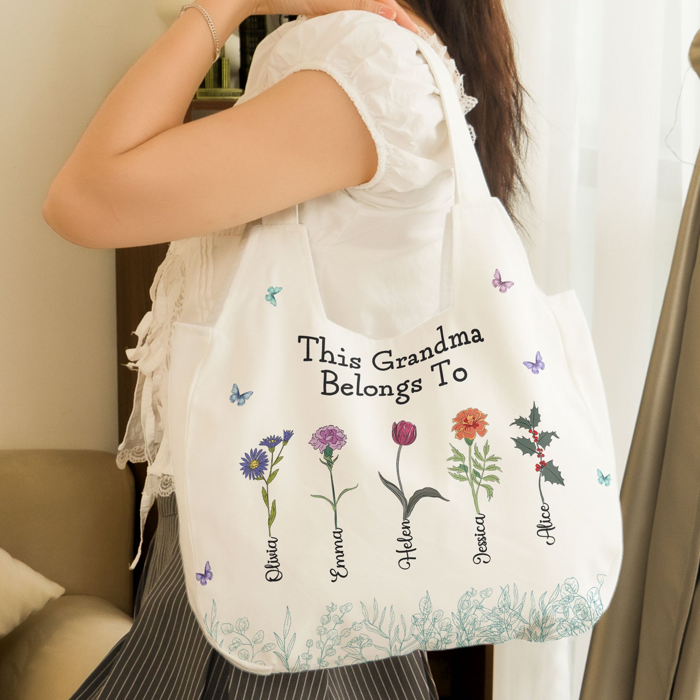 This Grandma Belongs To - Personalized Round Tote Bag