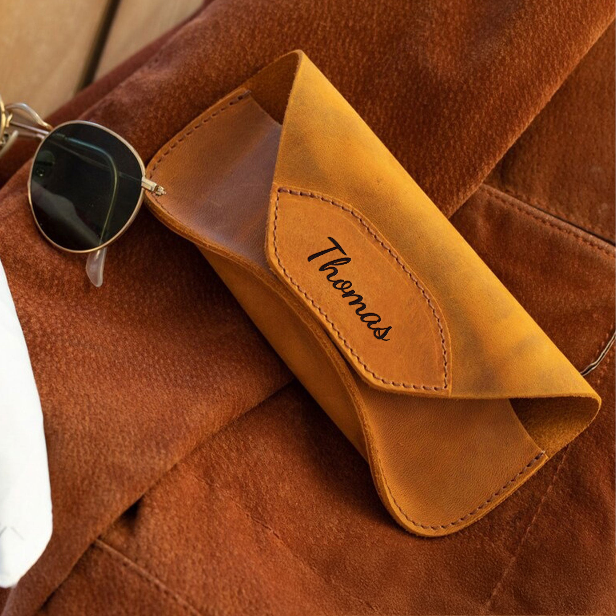 Father's Day Gifts, Vintage Custom Name, Initial For Men, Grandpa, Husband, Dad - Personalized Leather Glasses Case