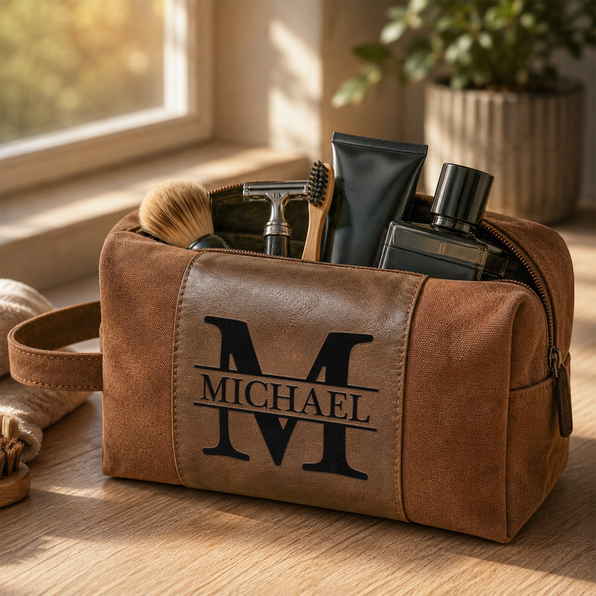 Vintage-Monogram,-Custom-Name-Personalized-Toiletry-Bag-4