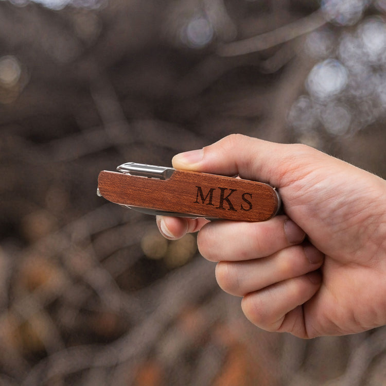 Vintage-Monogram-Personalized-Multi-Tool-Knife-2