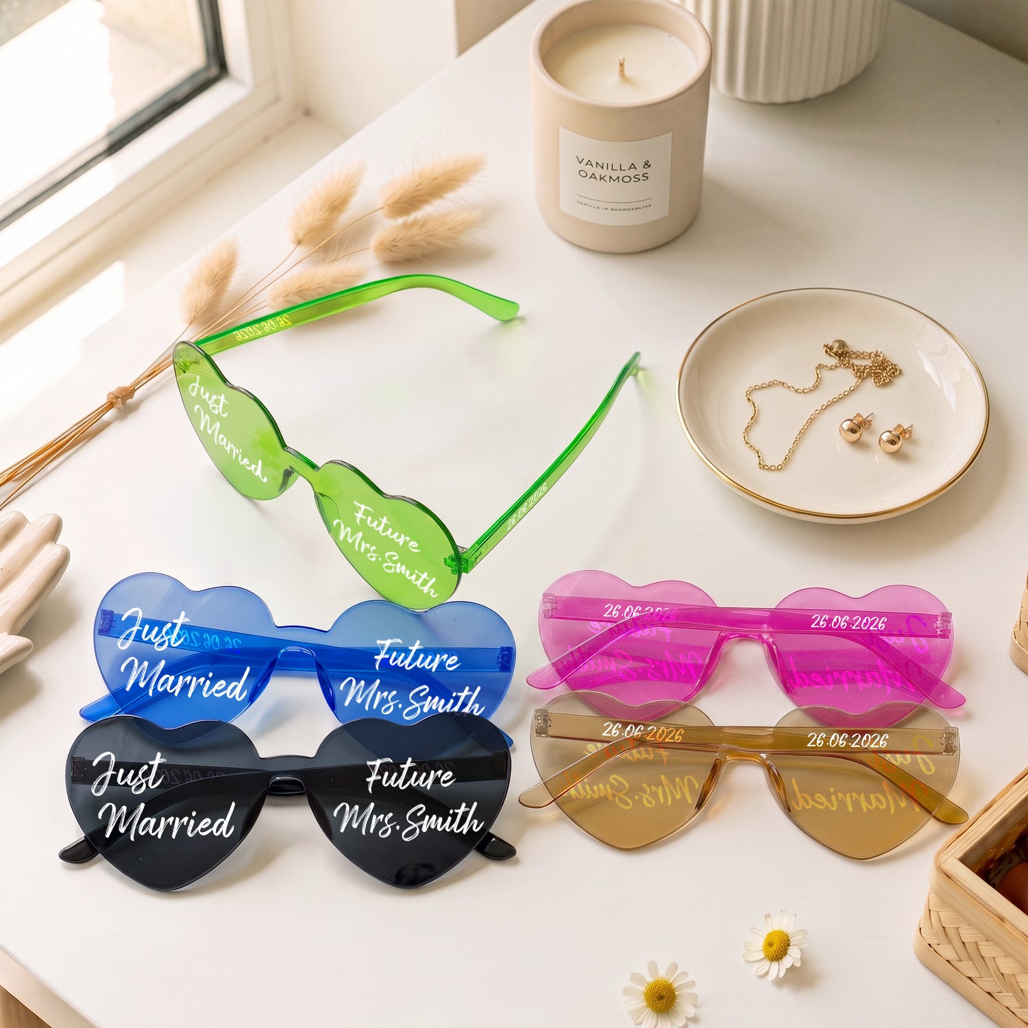 Wedding-Favors-For-Guests-Customize-Message-Personalized-Party-Sunglasses-1