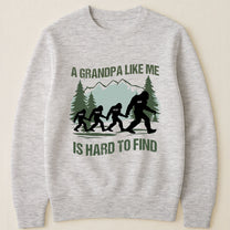 Father's-Day-Gifts,-Funny-Bigfoot-For-Dad,-Grandpa,-Custom-Kids'-Names-Personalized-Shirt