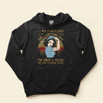 I Am Sage And Hood - Personalized Shirt -  Gift For Nurses - Vintage Nurse