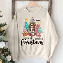 Just A Girl Who Loves Christmas - Vintage Version - Personalized Shirt