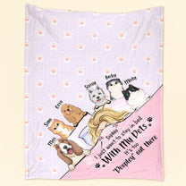 Just Want To Stay In Bed With My Pets - Personalized Blanket