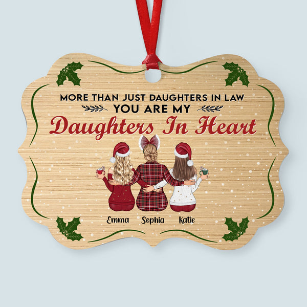 https://macorner.co/cdn/shop/products/My-Daughter-In-Heart-Personalized-Aluminum-Ornament-Christmas-Gift-For-Mother-in-law-Daughter-in-law-01_grande.jpg?v=1635153971