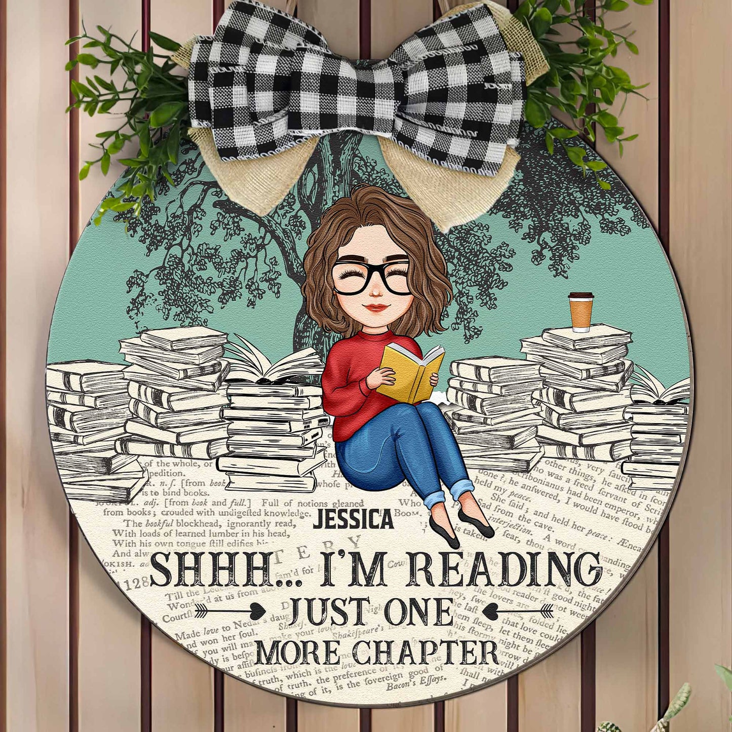 Shhh... I'm Reading - Personalized Wood Wreath