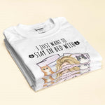 Stay In Bed With My Cats - Personalized Shirt - Gift For Cat Lovers, Cat Mom - Peeking Cats-Macorner