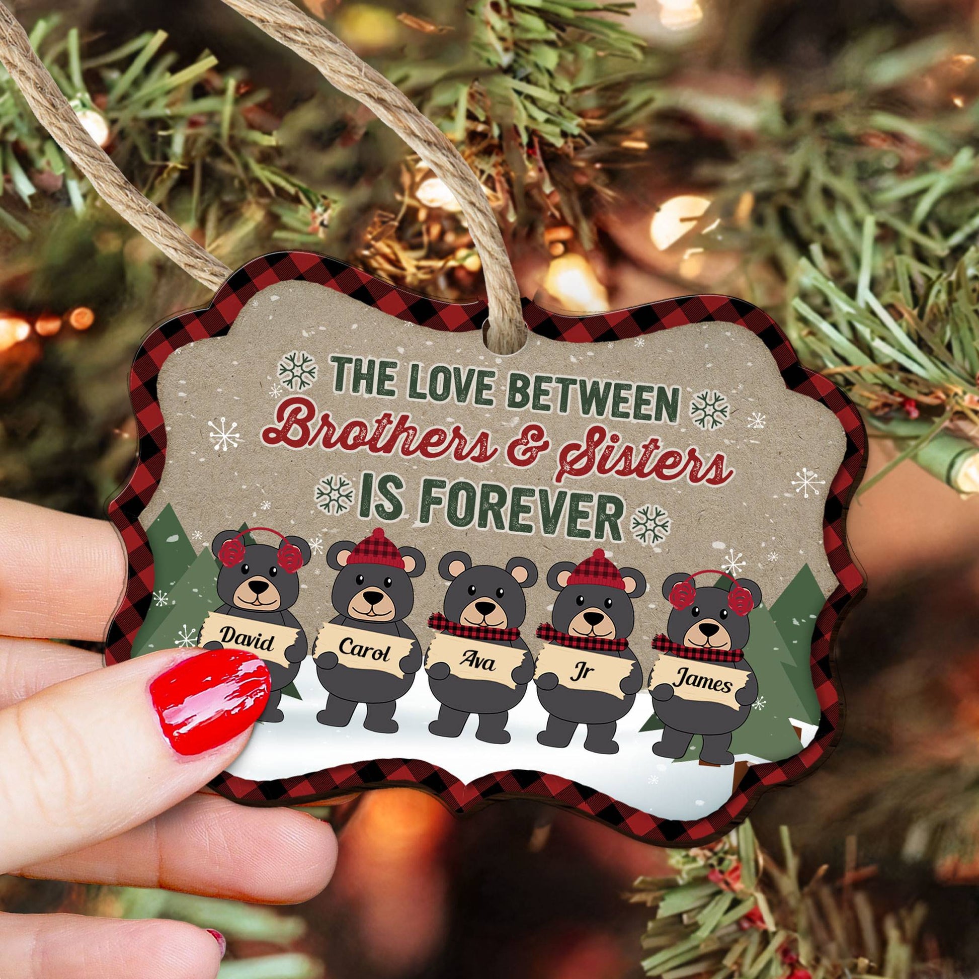 The Love Between Family Is Forever - Personalized Wooden Ornament - Christmas Gift For Family Members  - Bear Family 