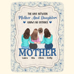 The Love Between Us Knows No Distance - Personalized Blanket
