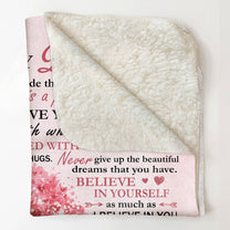 To My Daughter There Is A Piece Of My Heart Inside This Blanket - Personalized Blanket