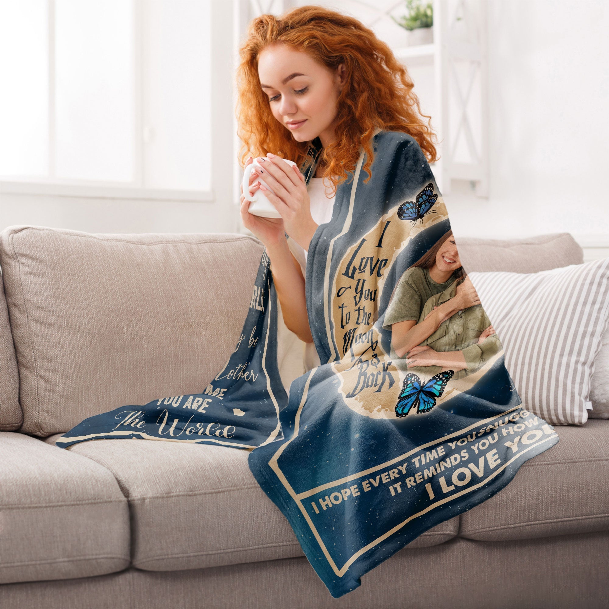 To My Mom You Are The World - Personalized Photo Blanket