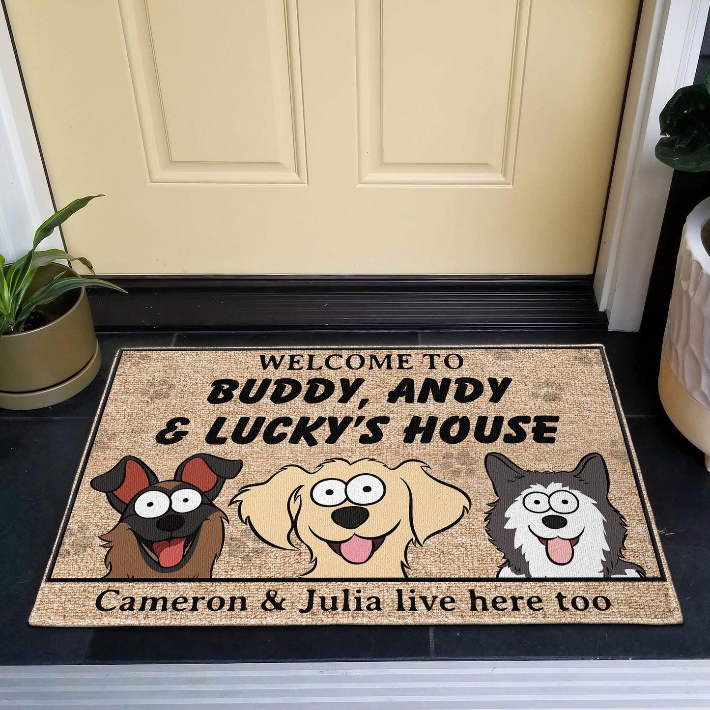 Welcome To Dog's House - Personalized Doormat