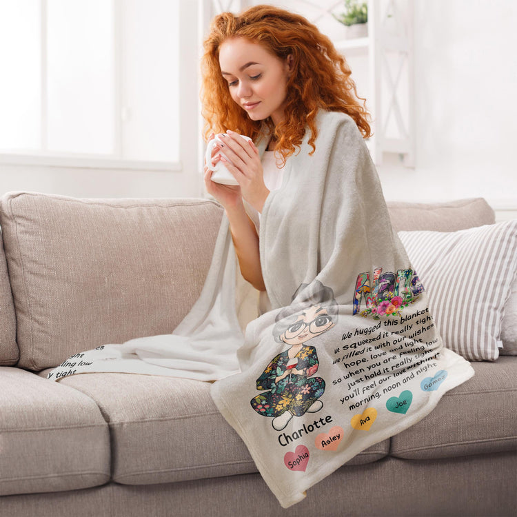 When You Are Feeling Low Just Hold It Really Tight - Personalized Blanket - Birthday , Mother's DayGift For Mothers,Moms, Grandma, Auntie